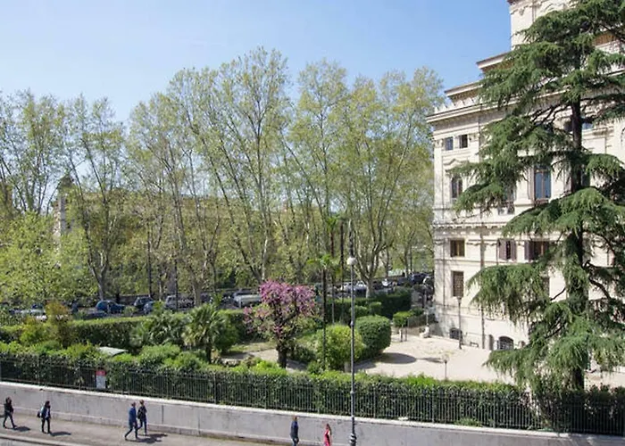 Al Portico 39 * روما